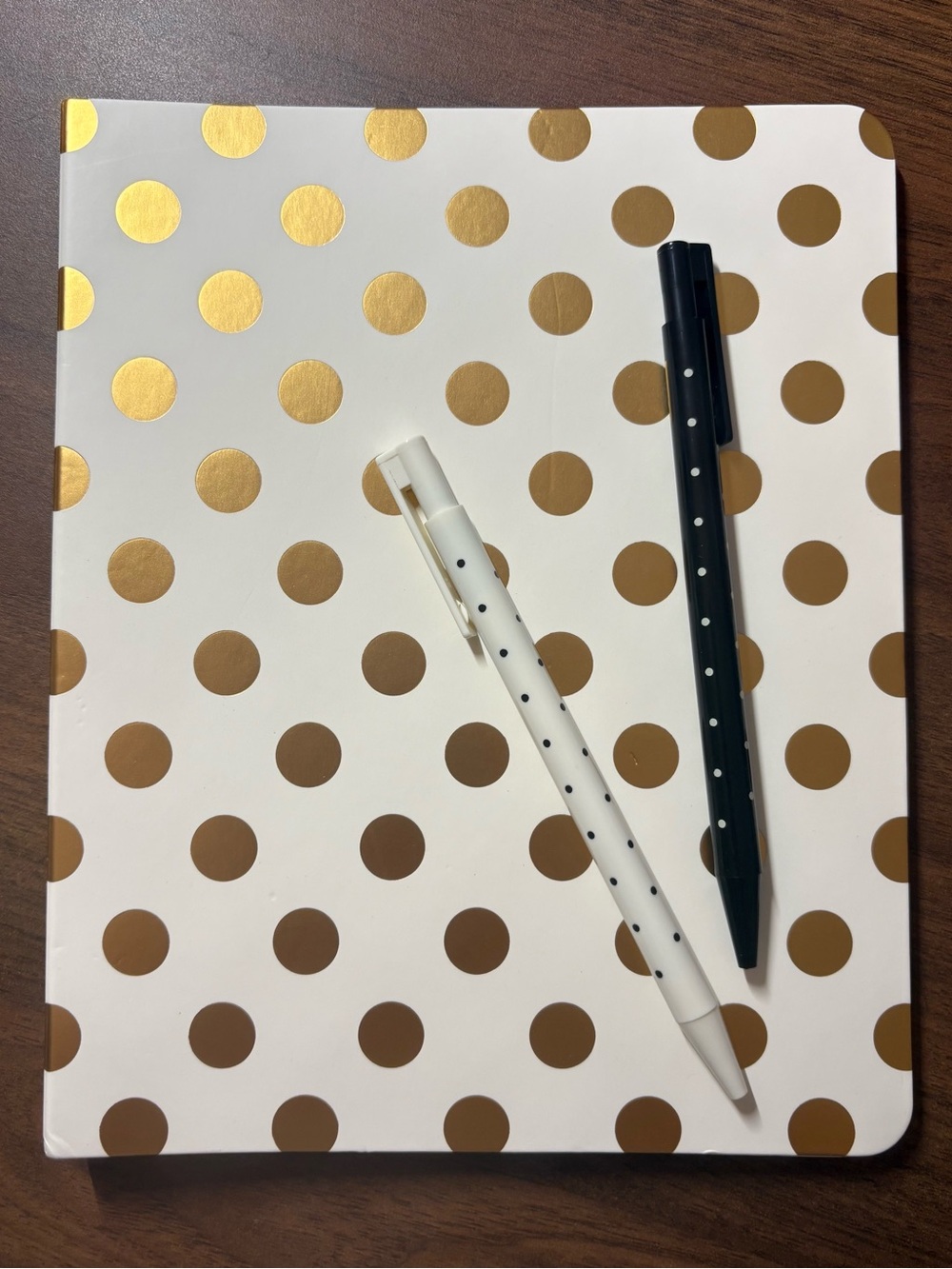 Kate Spade Polka Dot Notebook w/Two Matching Polka Dot Pens - nwot